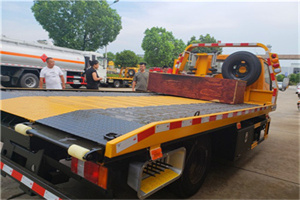 资阳区附近拖车电话号码服务